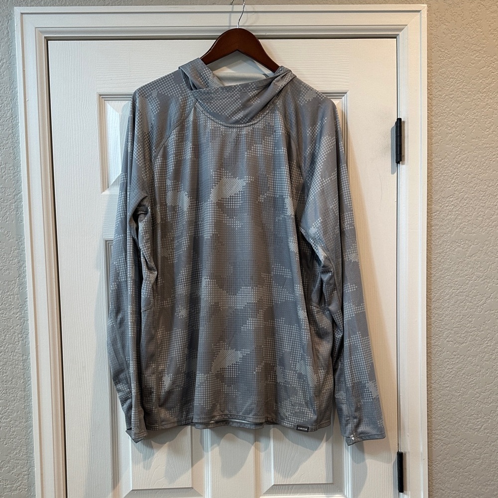 Orvis Gray Camouflaged Long Sleeve Hoodie